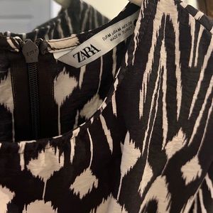 Zara long dress with slits on the side